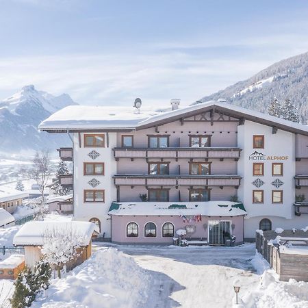 Hotel Alphof Stubaital Fulpmes Extérieur photo