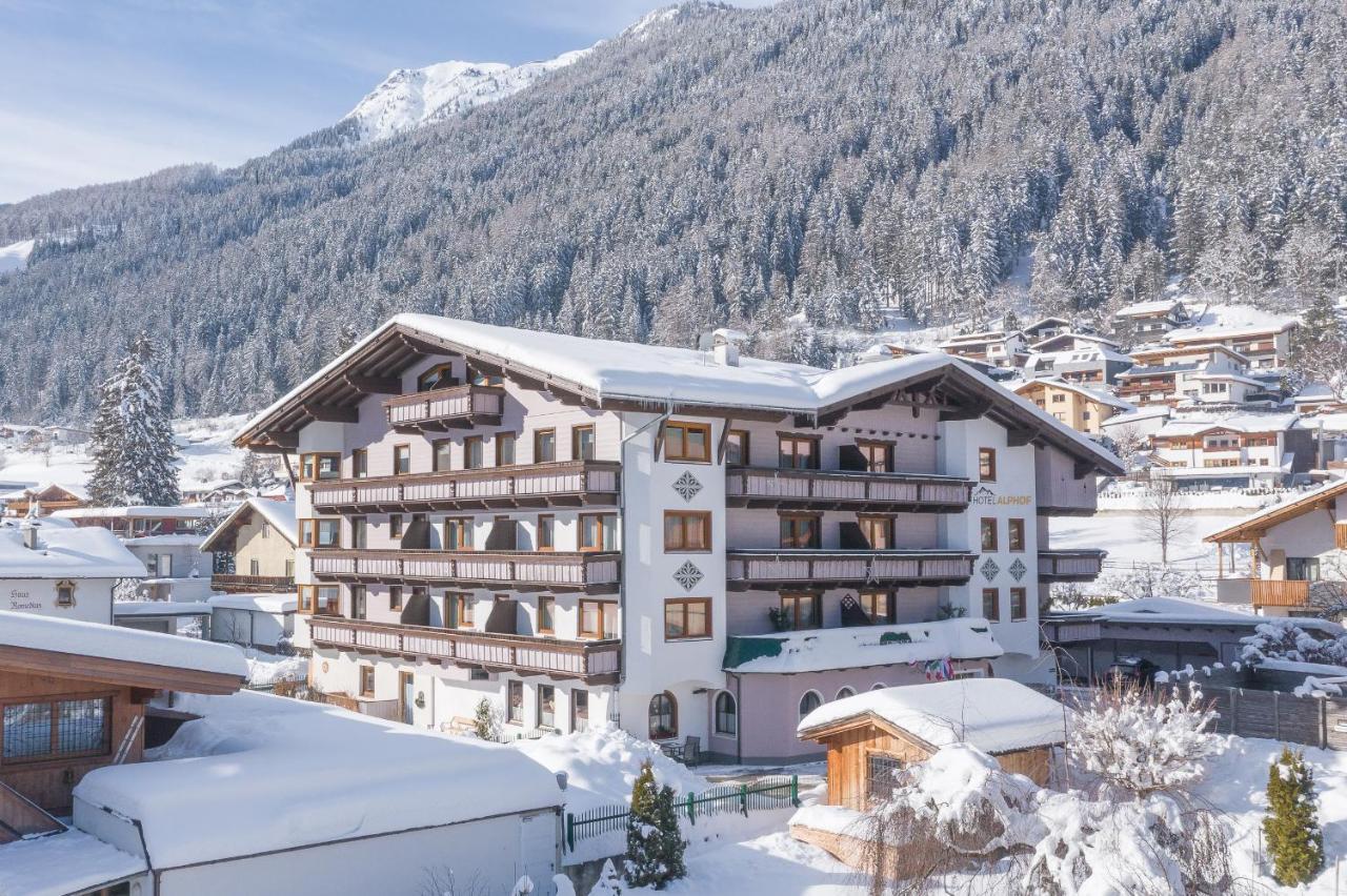 Hotel Alphof Stubaital Fulpmes Extérieur photo