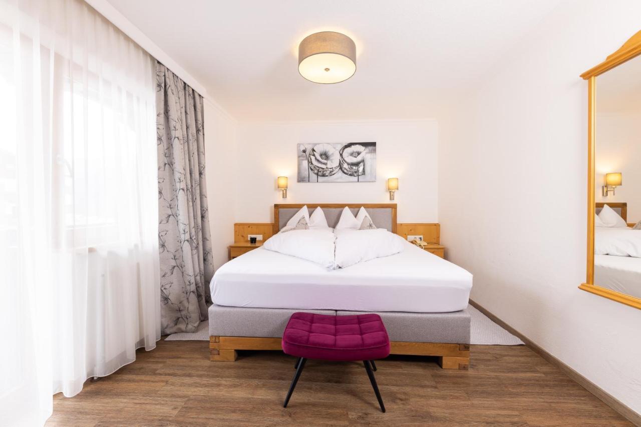Hotel Alphof Stubaital Fulpmes Extérieur photo