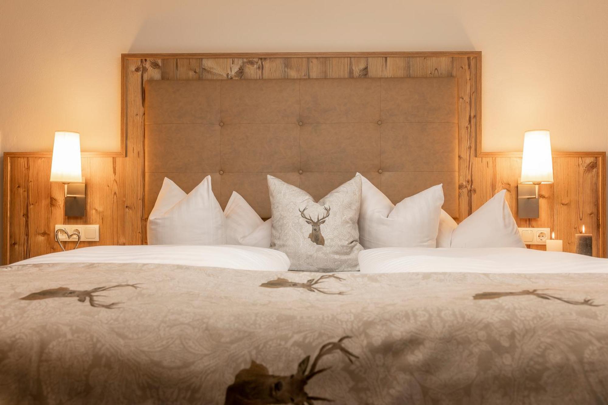 Hotel Alphof Stubaital Fulpmes Extérieur photo